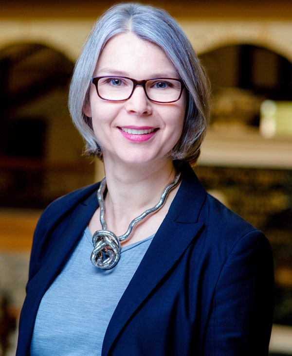 Ulrike Altenmuller-Lewis